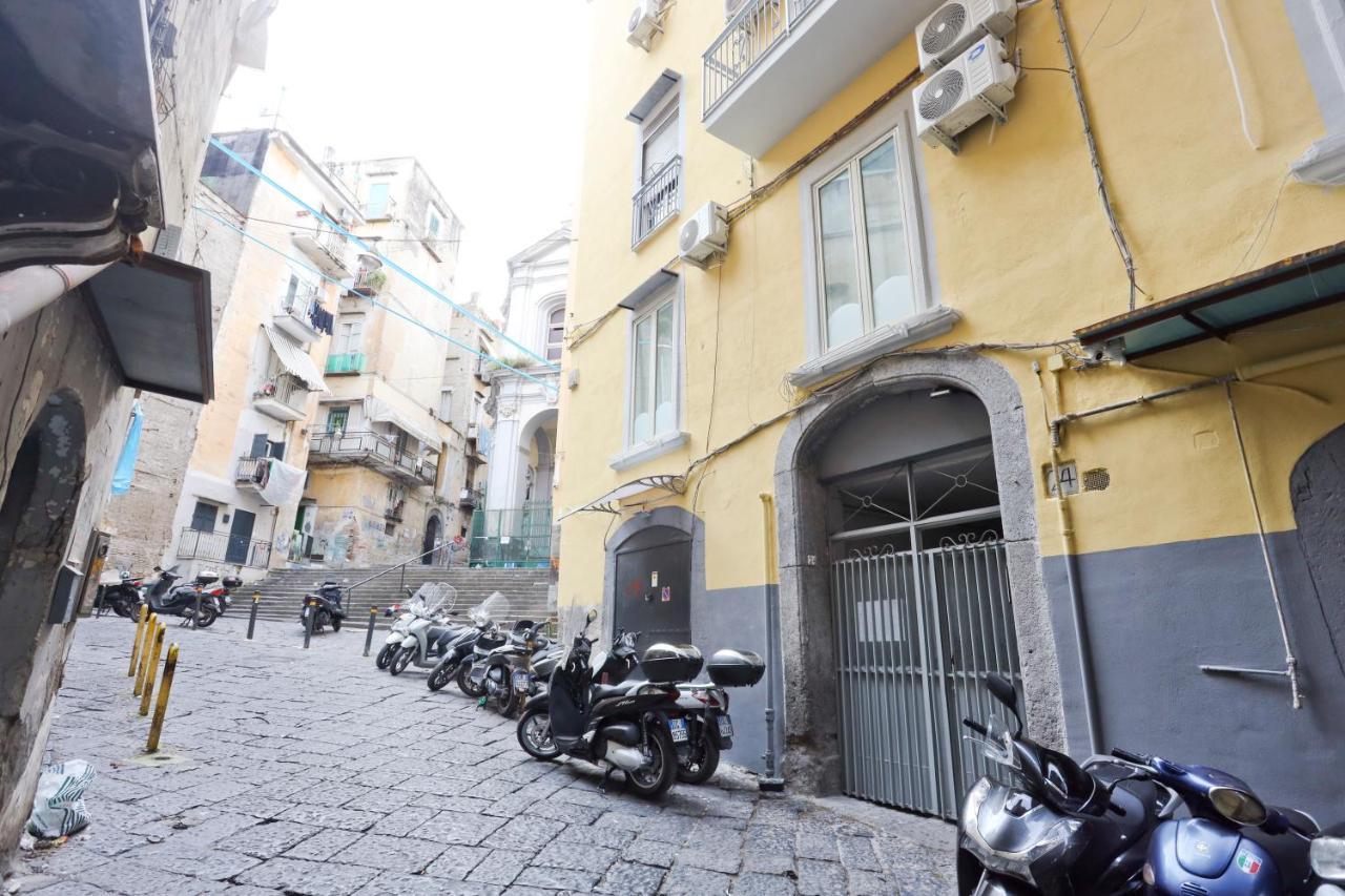Porta Medina Apartment Napoli Exterior foto